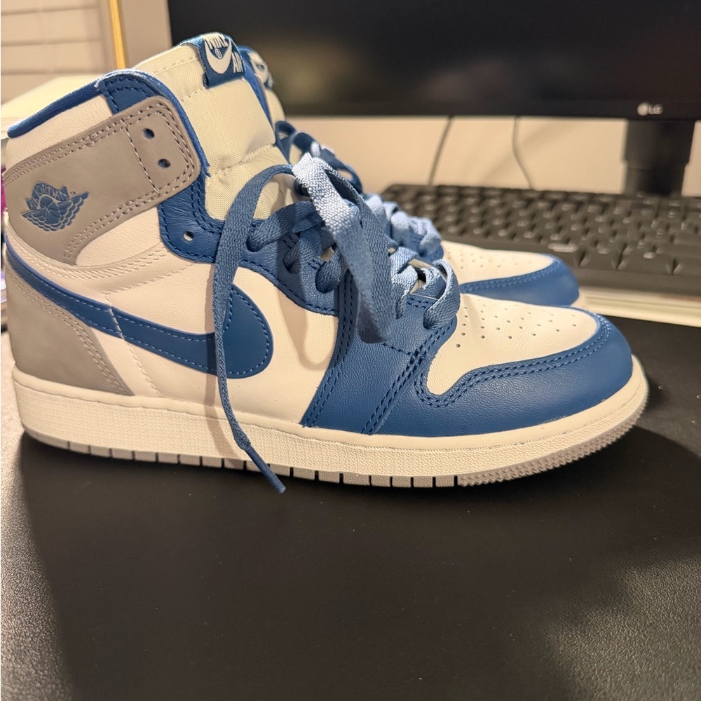 Nike Jordan 1 High OG “True Blue 2023”